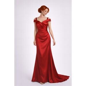 Galina Signature Red Velvet Gown with Back Button Detail - Size 8